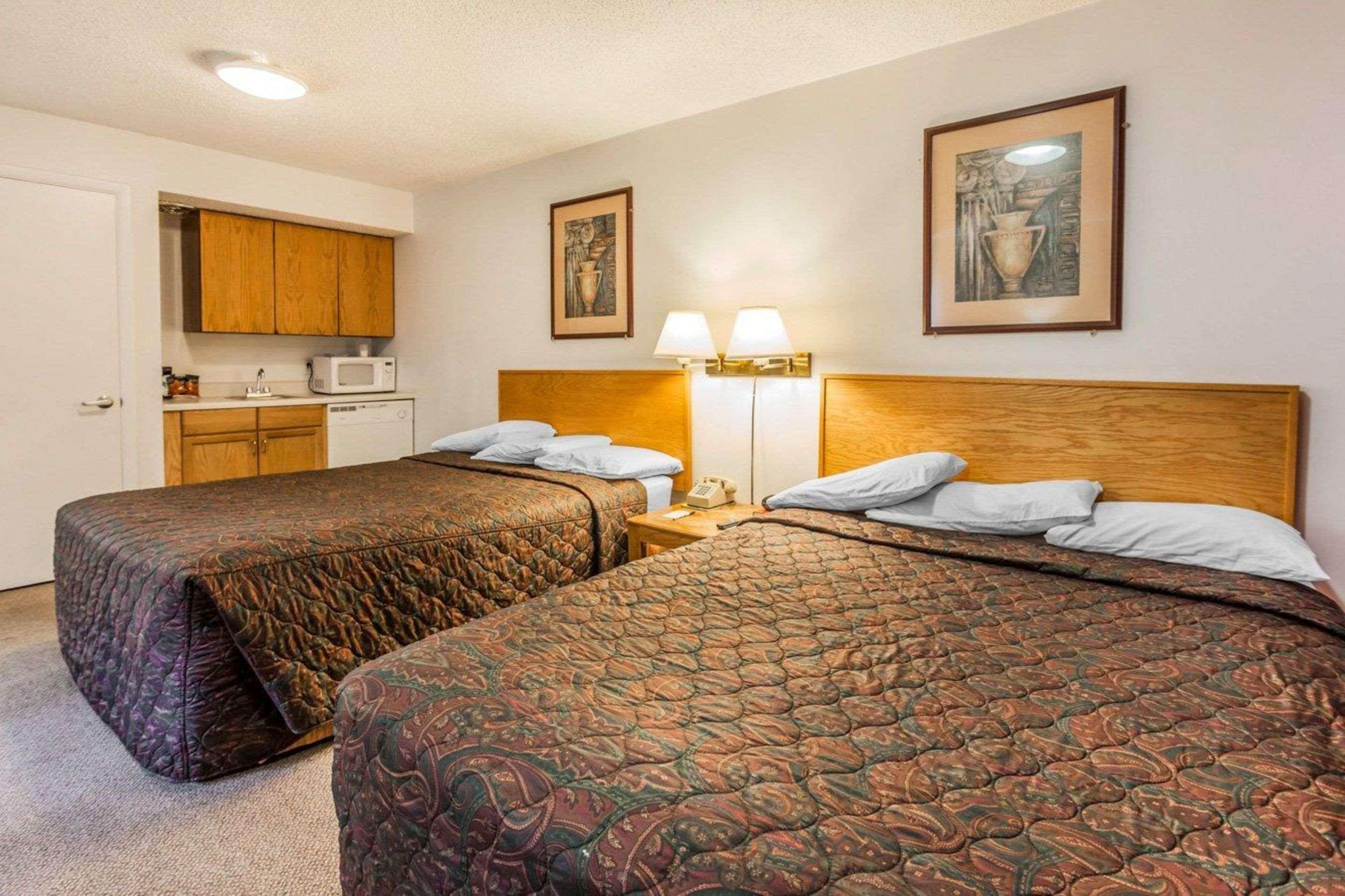 Rodeway Inn & Suites Omak Exterior foto