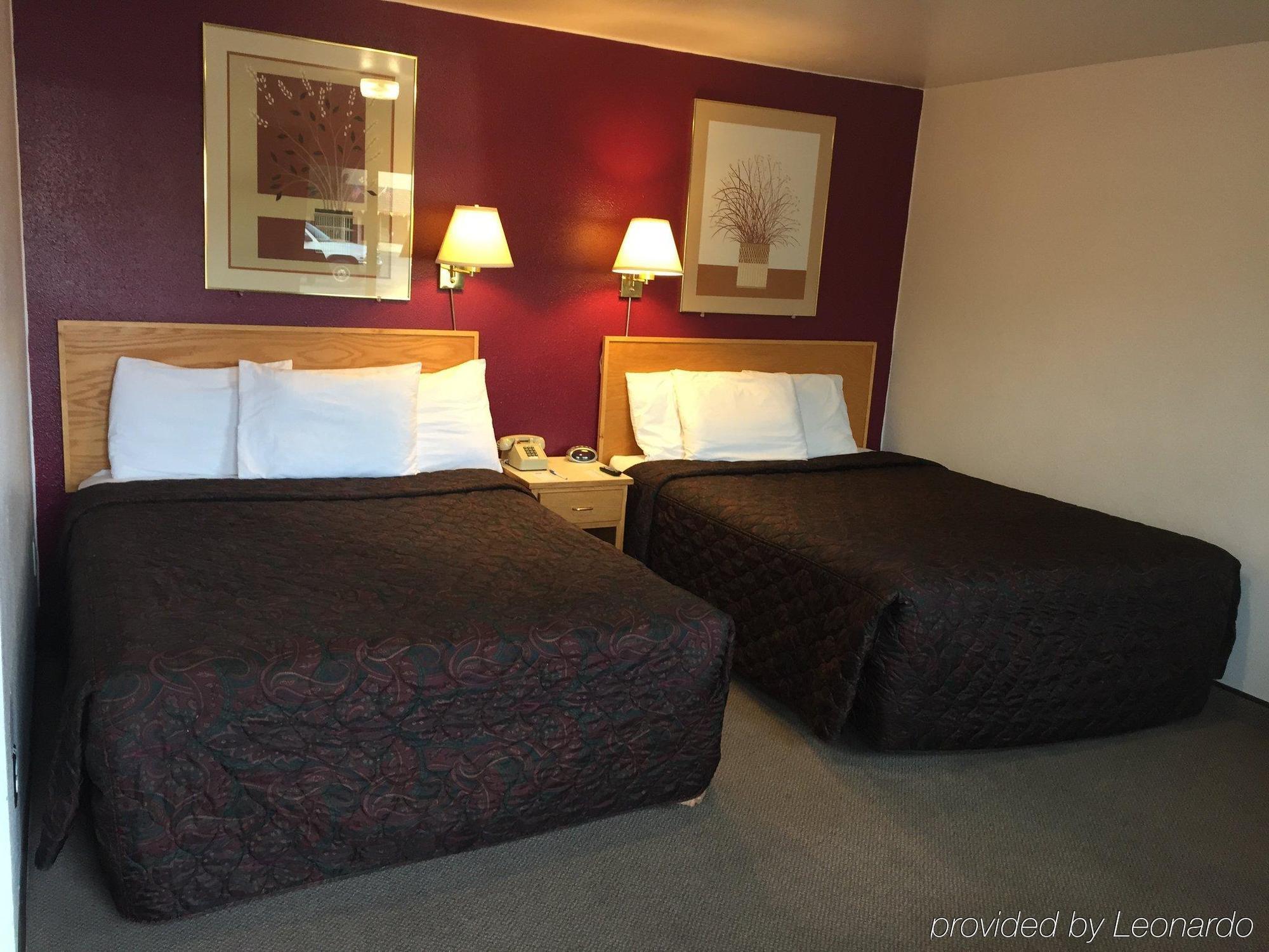 Rodeway Inn & Suites Omak Exterior foto