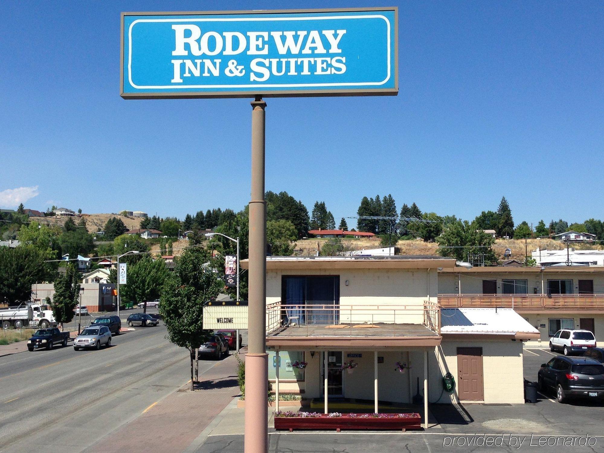 Rodeway Inn & Suites Omak Exterior foto